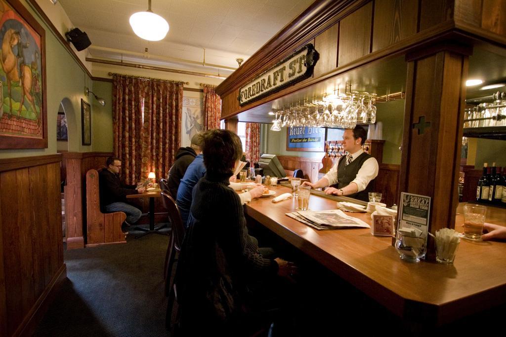 Mcmenamins Edgefield Hotell Troutdale Eksteriør bilde