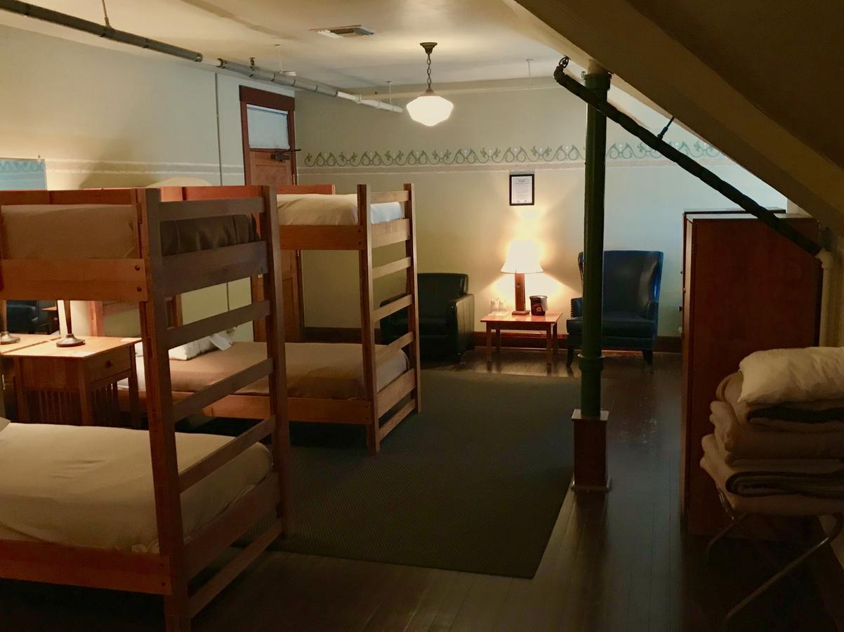 Mcmenamins Edgefield Hotell Troutdale Eksteriør bilde