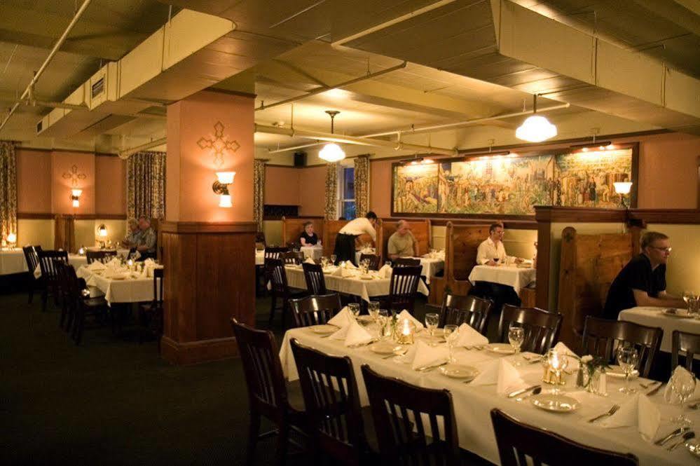 Mcmenamins Edgefield Hotell Troutdale Eksteriør bilde