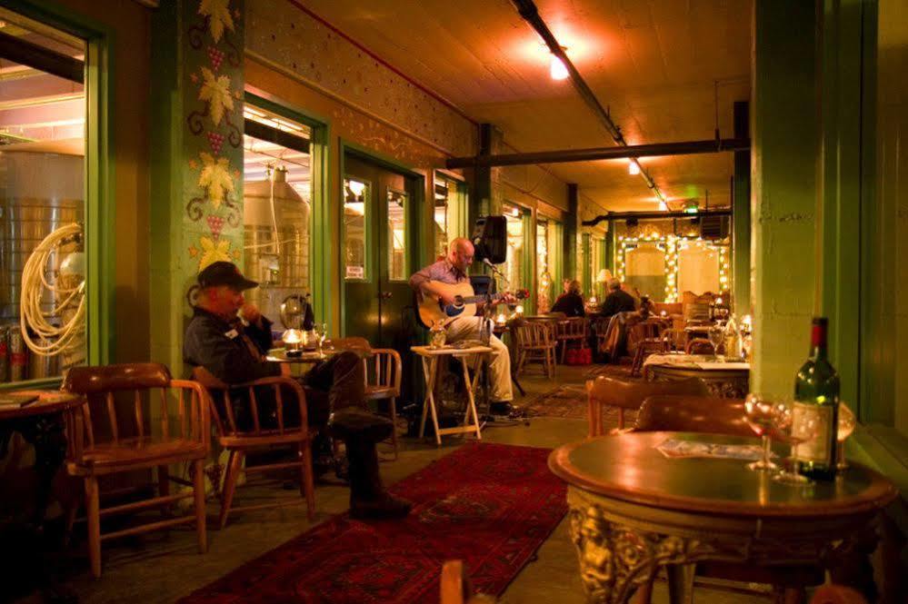 Mcmenamins Edgefield Hotell Troutdale Eksteriør bilde