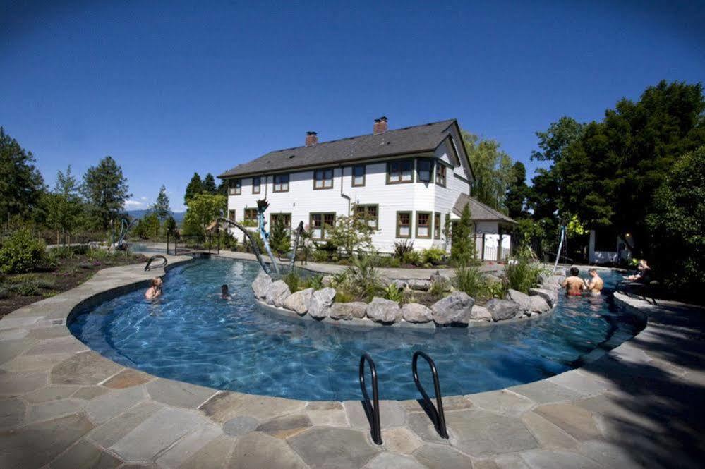 Mcmenamins Edgefield Hotell Troutdale Eksteriør bilde